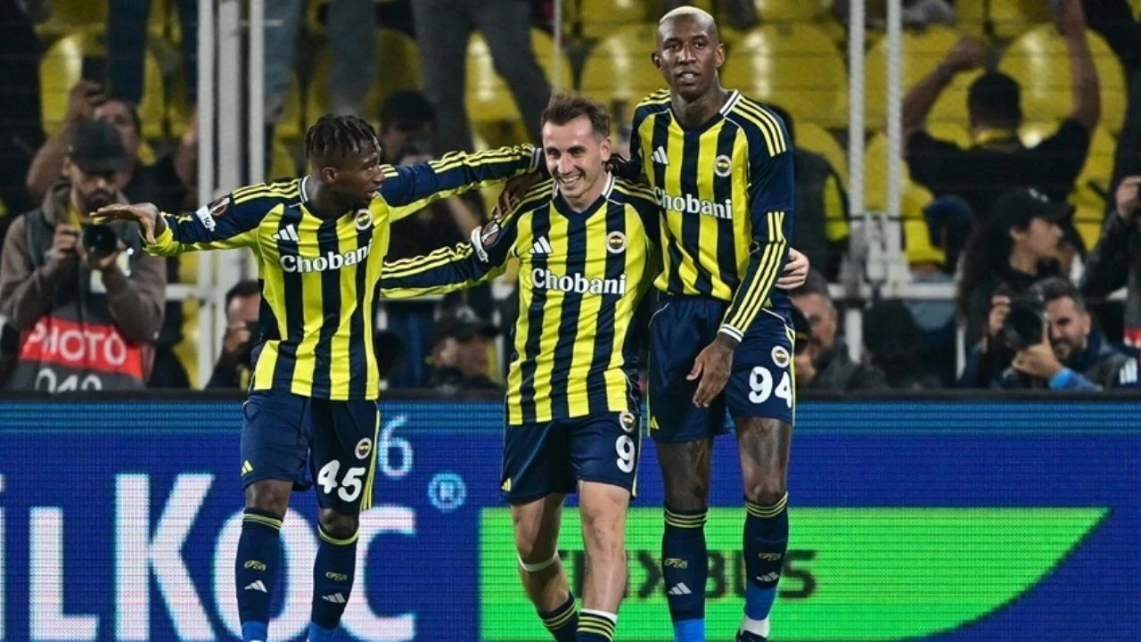 Fenerbahçe'nin Gaziantep FK maçı kamp kadrosu belli oldu