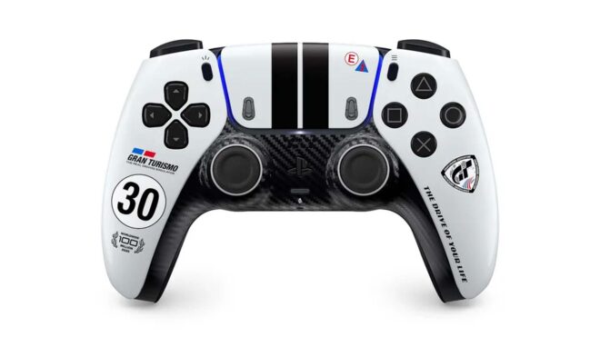 Gran Turismo 7’ye Eklenen Yeni Araçlar Ve Serinin 30. Yılına Özel Hazırlanan DualSense Kontrolcü Duyuruldu