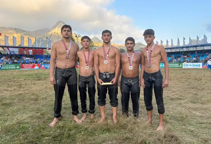 Manavgat'ın sporcuları madalyalarla döndü