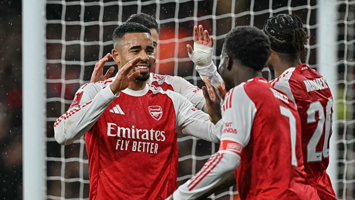 Arsenal sahasında 4 golle turladı: İşte maçın özeti