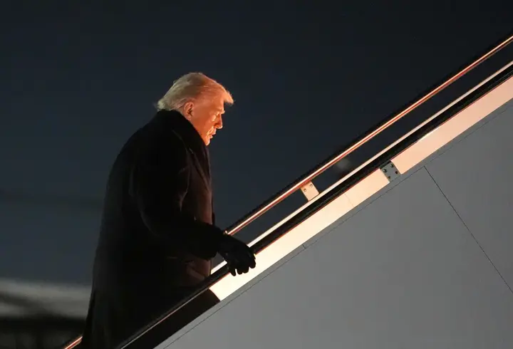 SON DAKİKA... Gözler Trump'ın Davos konuşmasında: Uçaktaki arıza nedeniyle gecikmeli varacak! 'Grönland' gündemi sıcak...
