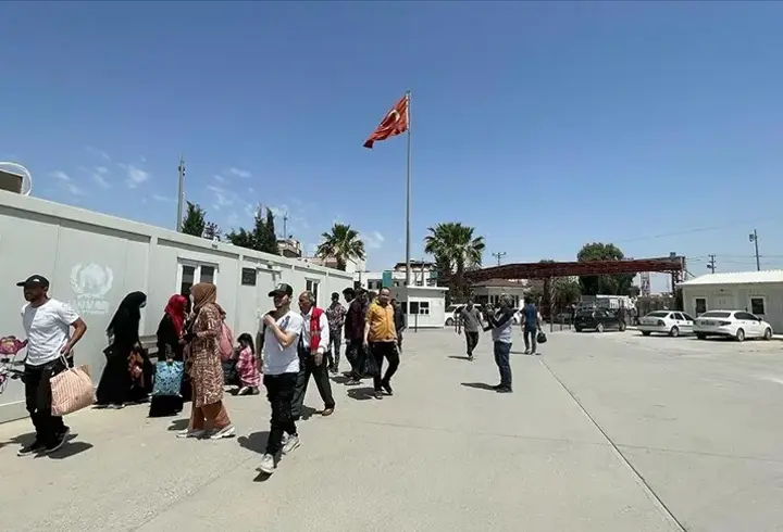 Kaç Suriyeli ülkesine döndü? İçişleri Bakanı Ali Yerlikaya açıkladı