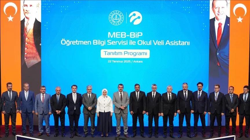 "MEB-BiP Öğretmen Bilgi Servisi ile Okul Veli Asistanı"nın tanıtımı yapıldı