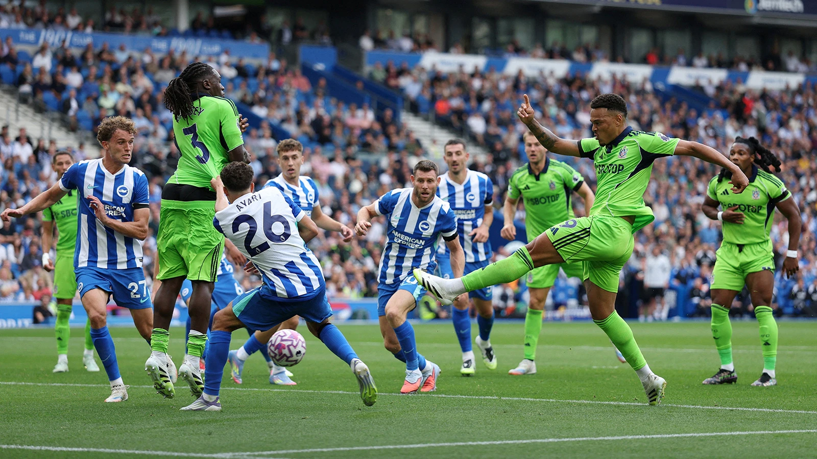 Ferdi Kadıoğlu'nun geri dönüş maçında Brighton 90+6'da şok yaşadı