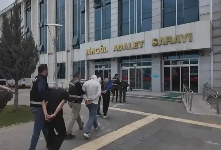 Bingöl’de otomobil hırsızlığı yapan 2 kişi tutuklandı