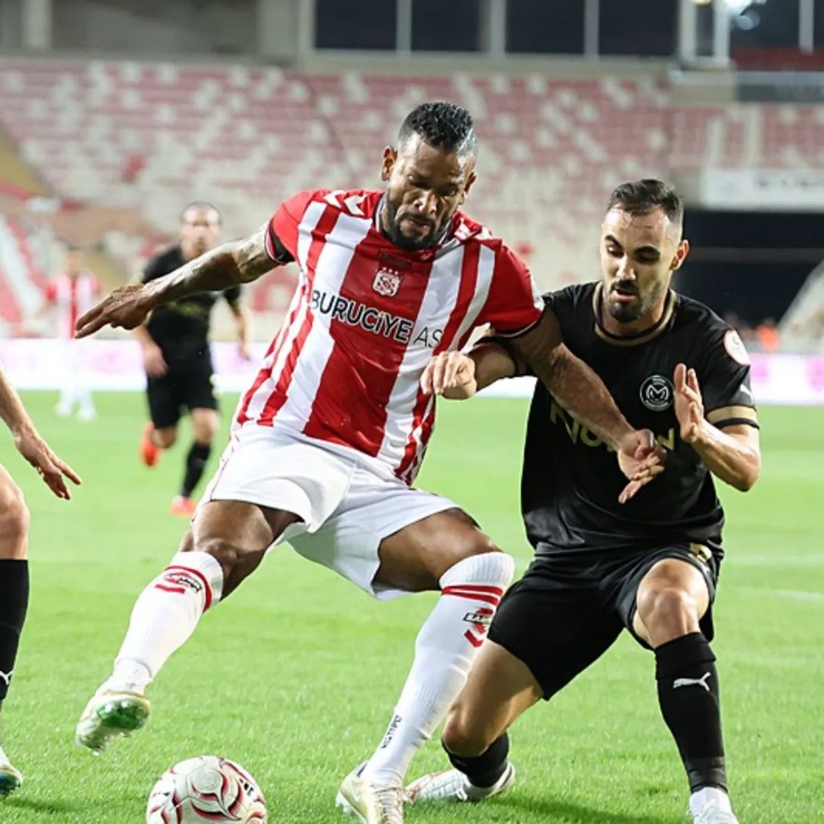 Ekenler Beton Sivasspor ile Manisa FK berabere kaldı! İşte maçın özeti