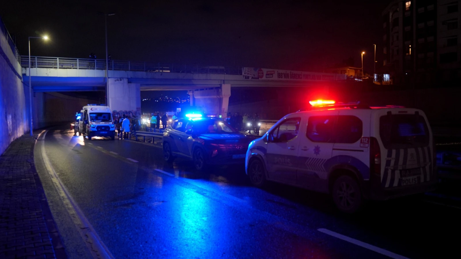 Küçükçekmece'de feci kaza: İki motosikletli öldü