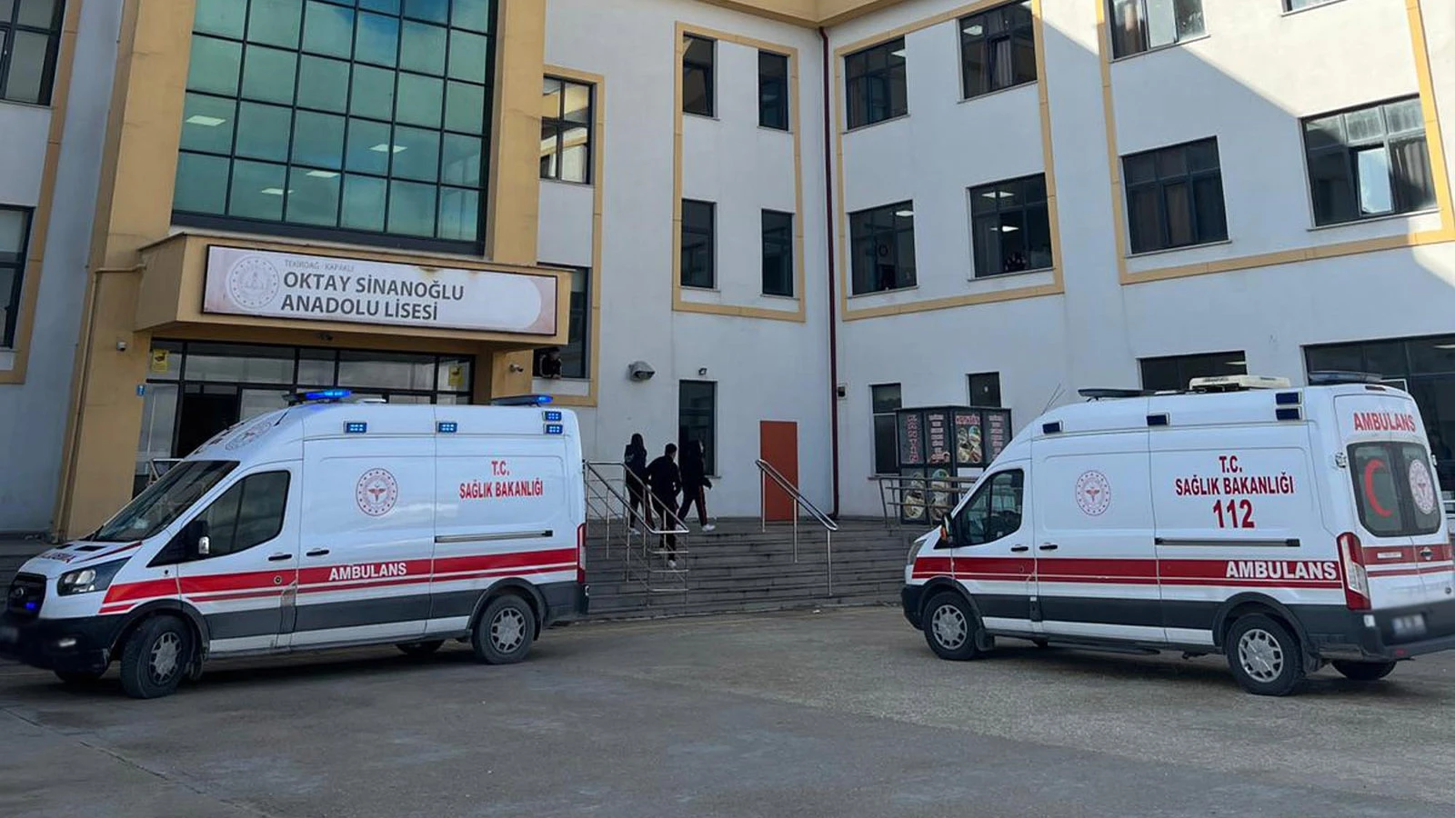 Tekirdağ'da zehirlenme şüphesi: 5 öğrenci hastaneye kaldırıldı