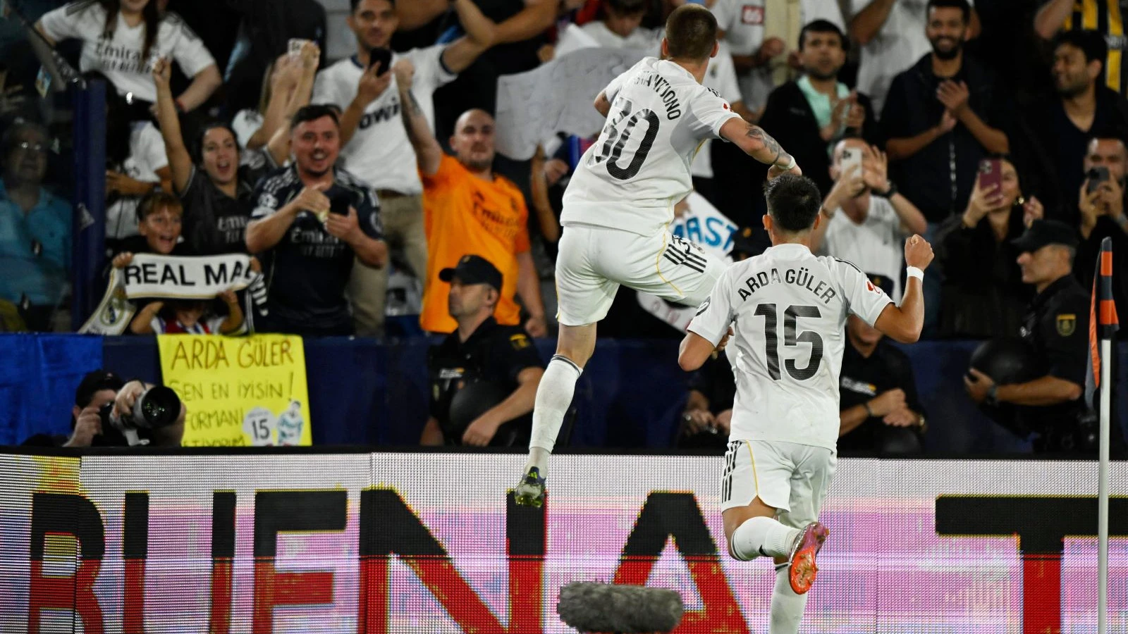Franco Mastantuono attığı golle Real Madrid tarihine geçti