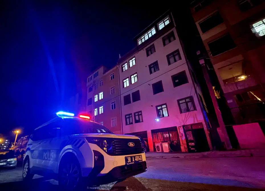 Kayseri'de bir kadın tartıştığı erkek arkadaşını bıçaklayarak öldürdü