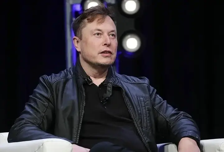 Elon Musk’tan yapay zeka uyarısı: Hiçbir iş güvende değil