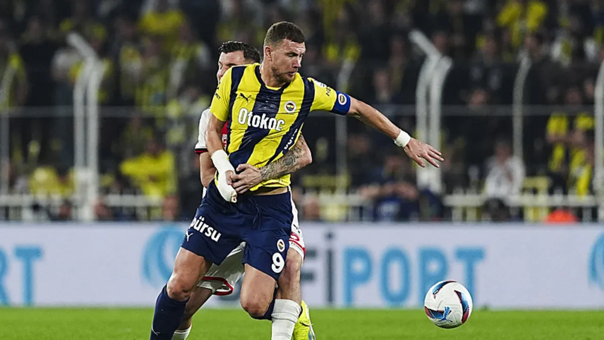 FENERBAHÇE HABERİ - Dzeko'dan Galatasaray derbisi öncesi özel talep!