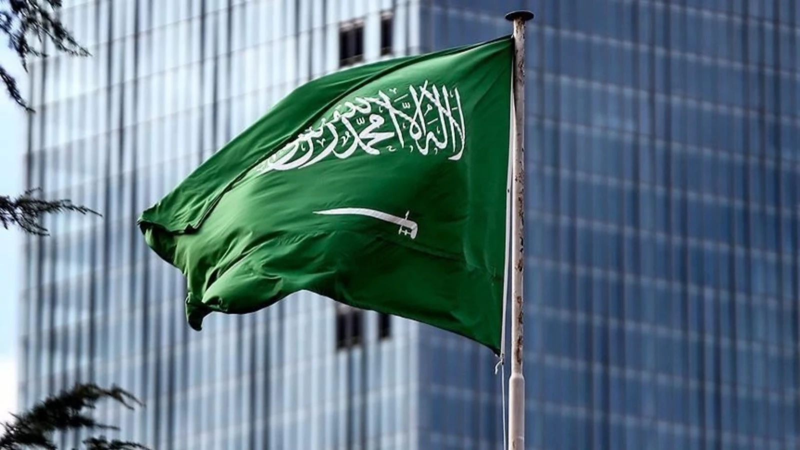 Suudi Arabistan son 24 saatte 18 İHA'yı düşürdüğünü duyurdu