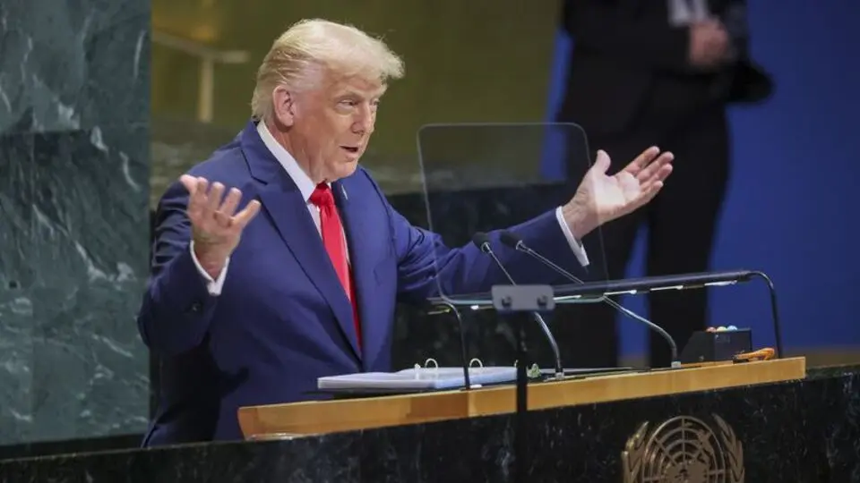 Trump: NATO ülkesine giren Rus uçaklarını düşürürüz