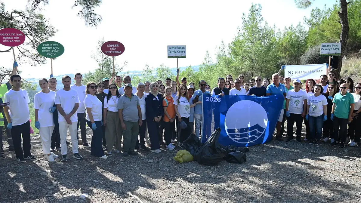 Kemer'de Çevre Temizliği Etkinliği