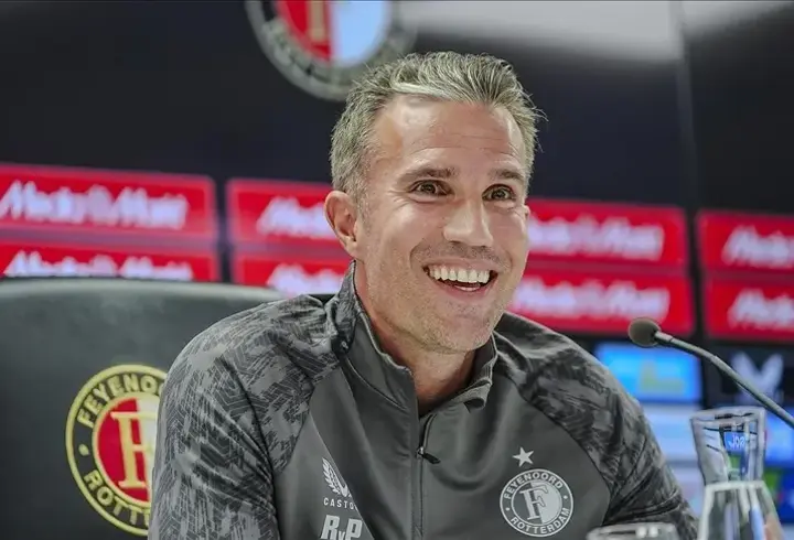 Robin van Persie'den Fenerbahçe maçı öncesi Galatasaray itirafı