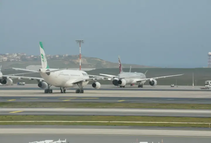 İstanbul - 11 uçak 26 gündür İstanbul Havalimanı’nda bekliyor