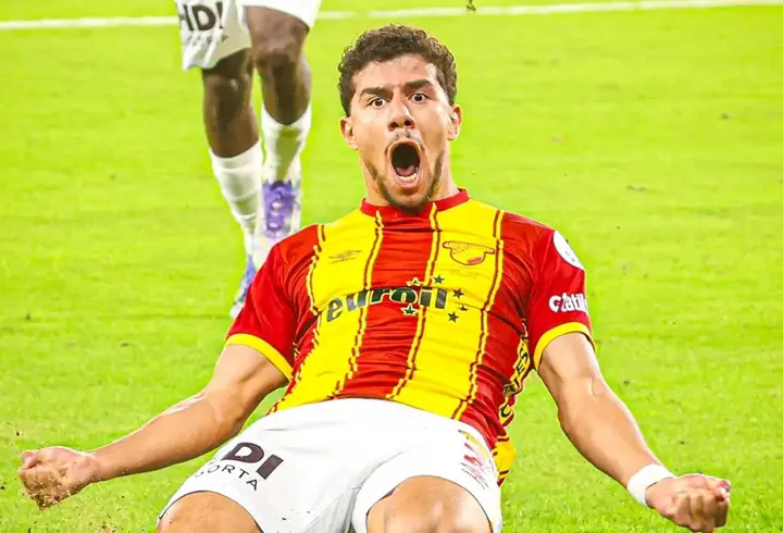 Beşiktaş'a röveşata gol atan Ibrahim Sabra, dikkatleri üzerine çekti