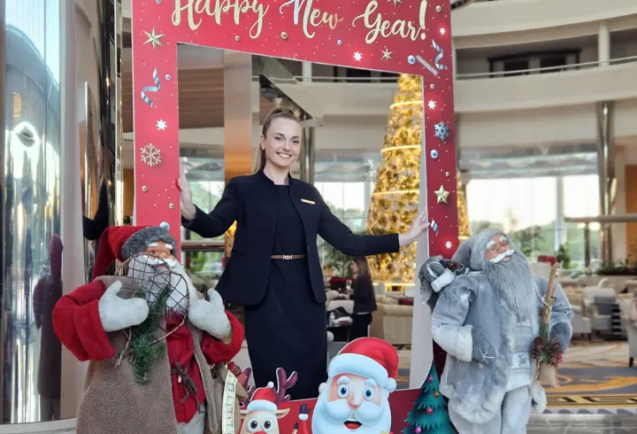 Antalya'da Noel ve yılbaşı renkliliği