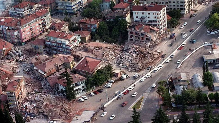 17 Ağustos Marmara Depremi'nin üzerinden 26 yıl geçti