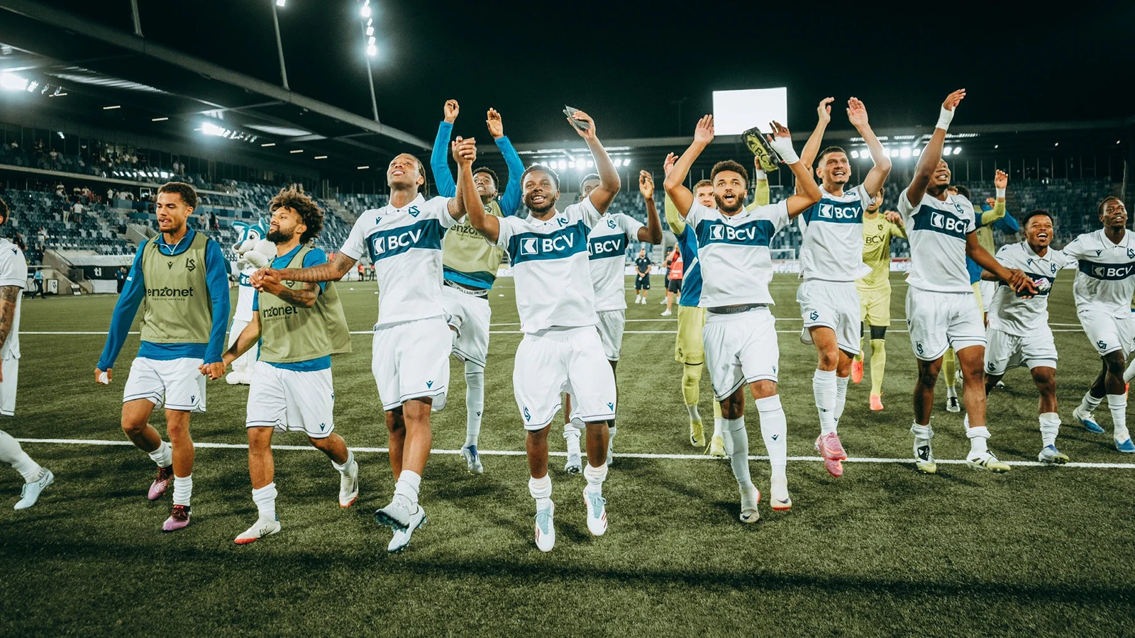 Beşiktaş'ın muhtemel rakiplerinin düellosunda kazanan Lausanne oldu