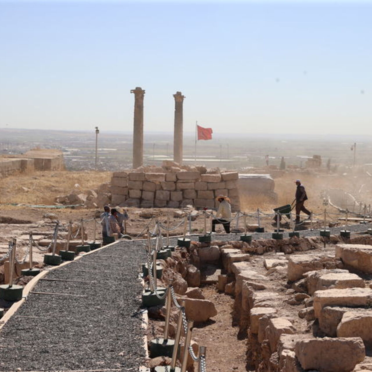 Urfa Kalesi'nde önemli keşif! İlk kez rastladılar