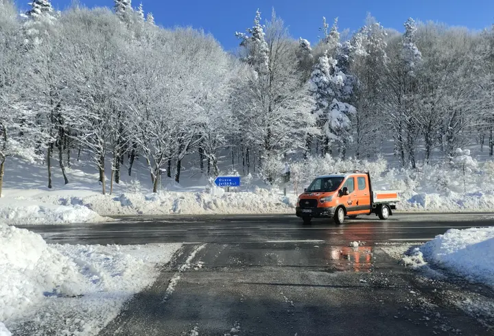 Kar durdu, Bolu Dağı'nda ulaşım rahatladı