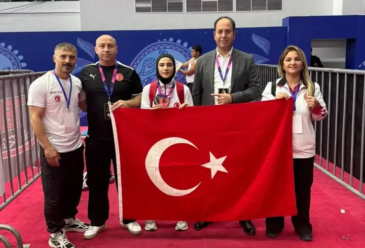 Osmaniyeli Milli Sporcudan Dünya Kupası’nda İki Madalya