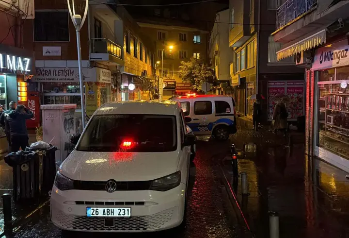 Eskişehir’de 37 yaşındaki Beyza, arkadaşının evinde ölü bulundu