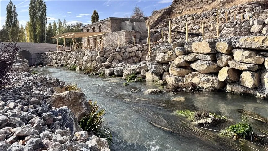 Restore edilen 100 yıllık değirmenin "çarkı" turizm için dönecek