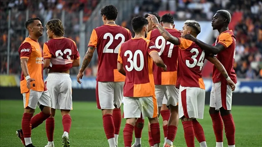 Galatasaray, üçüncü hazırlık maçında yarın Cagliari ile karşılaşacak