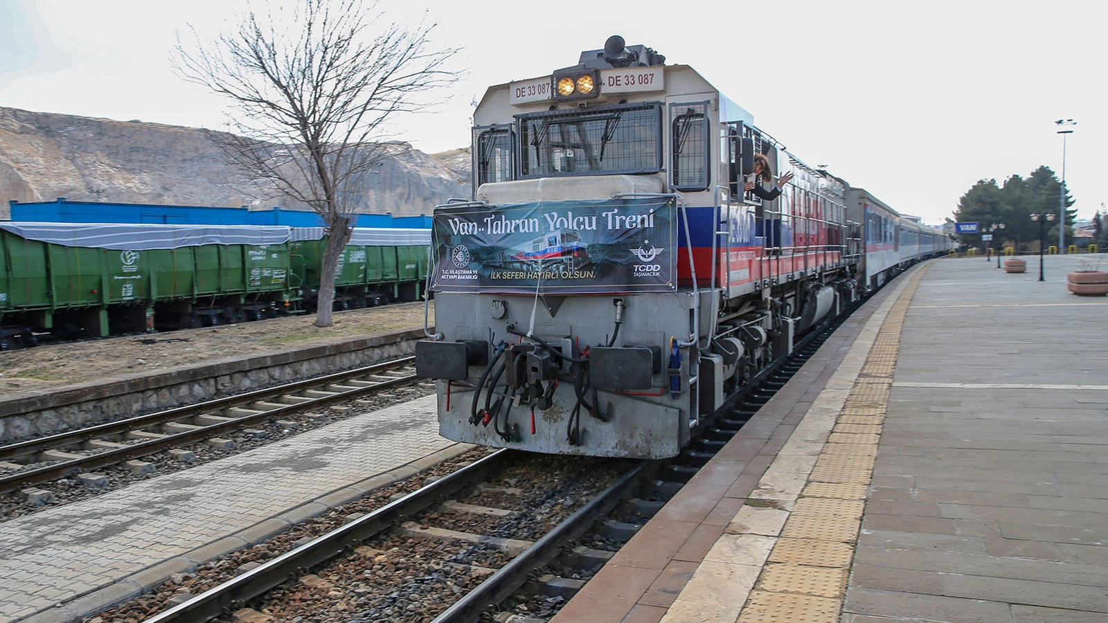 Van-Tahran tren seferleri 5 yıl sonra yeniden başladı