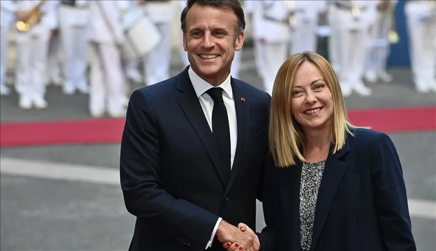 Macron, Fransa'da sağcı gencin ölümüyle ilgili yorum yapan Meloni'ye tepki