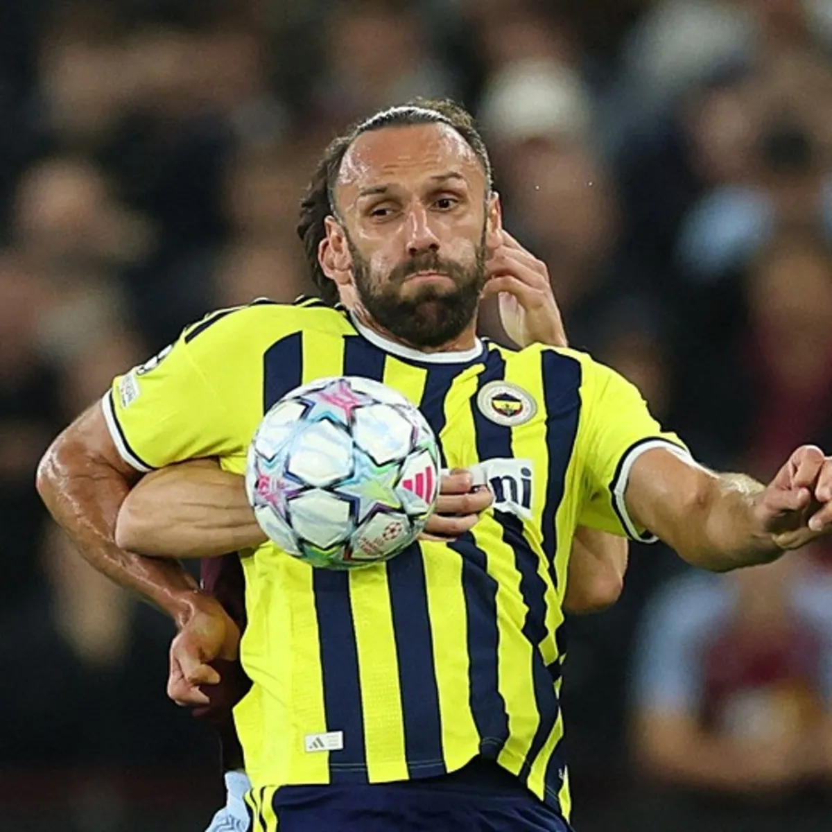 Fenerbahçe Vedat Muriç ile gole çok yaklaştı! İşte o pozisyon