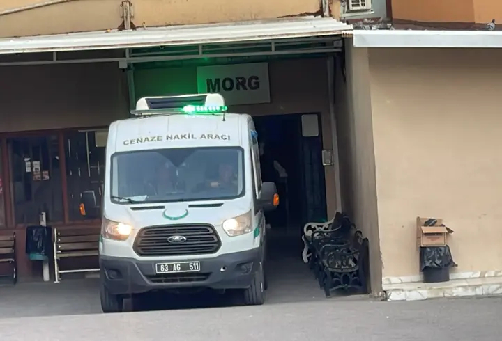 Şanlıurfa'da göçük altında ölen 2 işçi, toprağa verildi