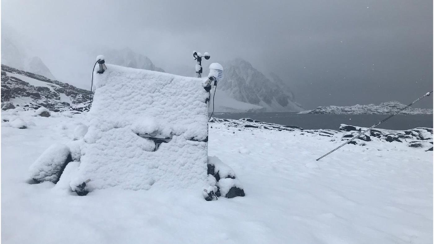 Türk araştırmacılar Antarktika’da çeşitli güneş panellerini test etti