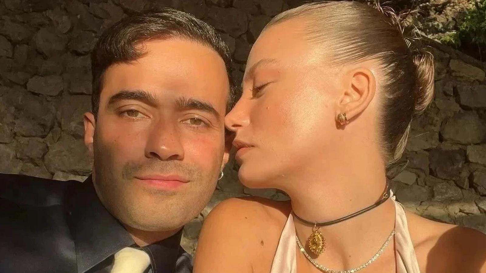 Mert Demir'den 'Galiba ikinci kez baba oluyorum' paylaşımı