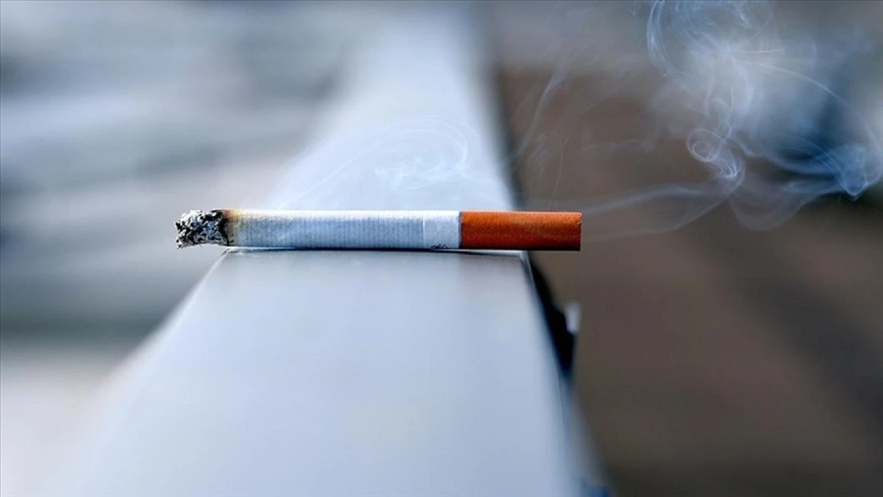 Fiyat listeleri düzenleniyor: Bir sigara grubuna daha zam geldi!