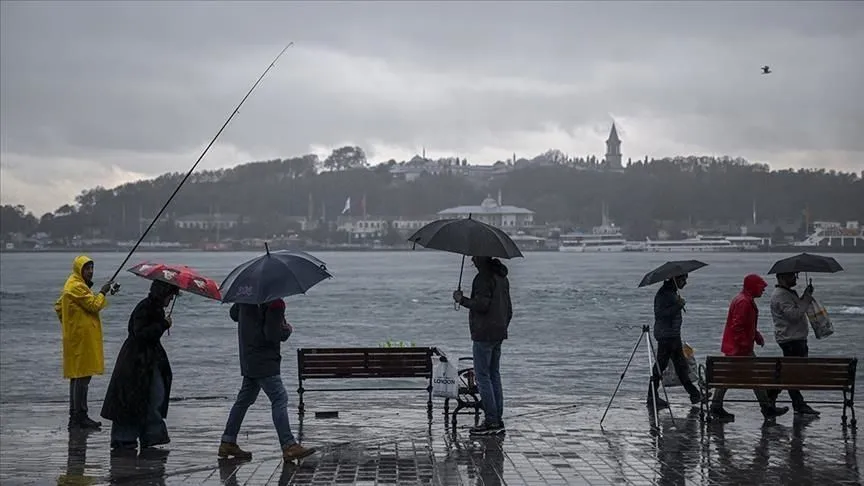 İstanbul için kuvvetli gök gürültülü sağanak uyarısı