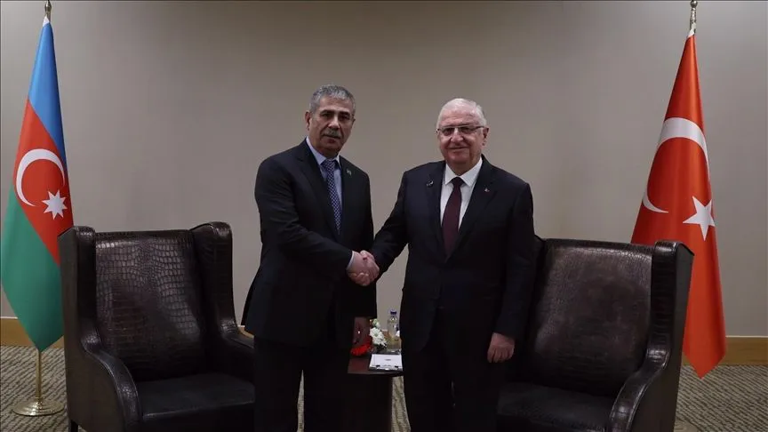 Milli Savunma Bakanı Güler, Azerbaycanlı mevkidaşı Hasanov ile görüştü