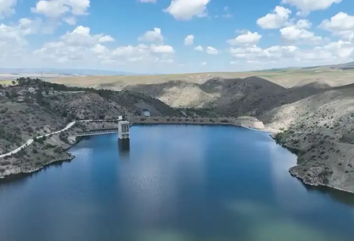 Ankara'da susuzluk alarmı | Barajların dibindeki su musluklara mı gelecek?