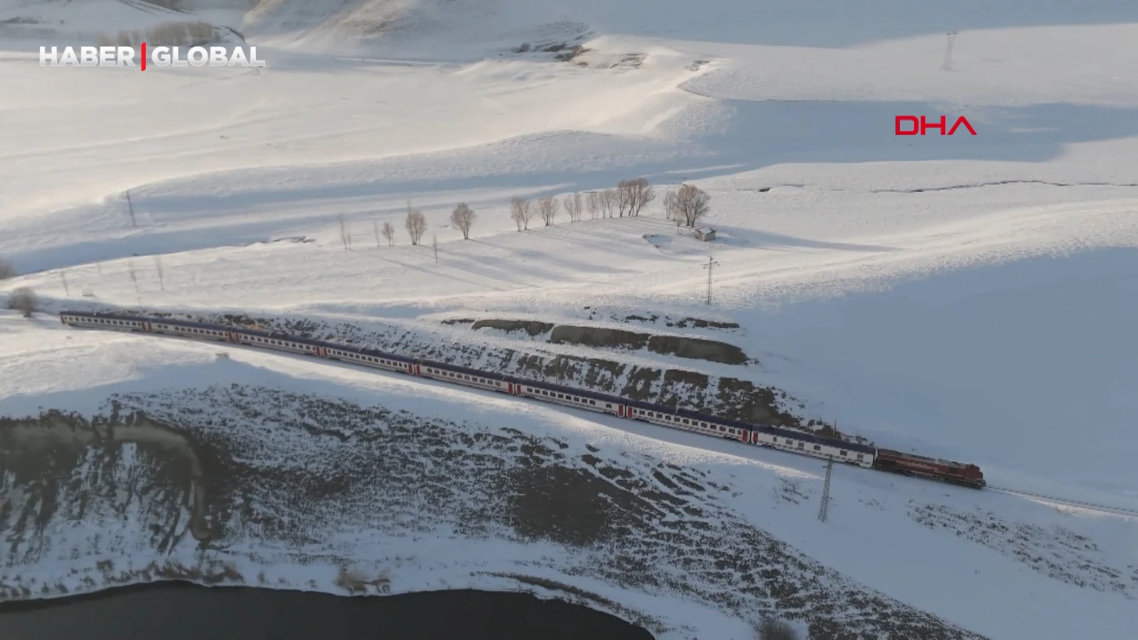 Turistik Doğu Ekspresi'nin Erzurum geçişi, dronla görüntülendi