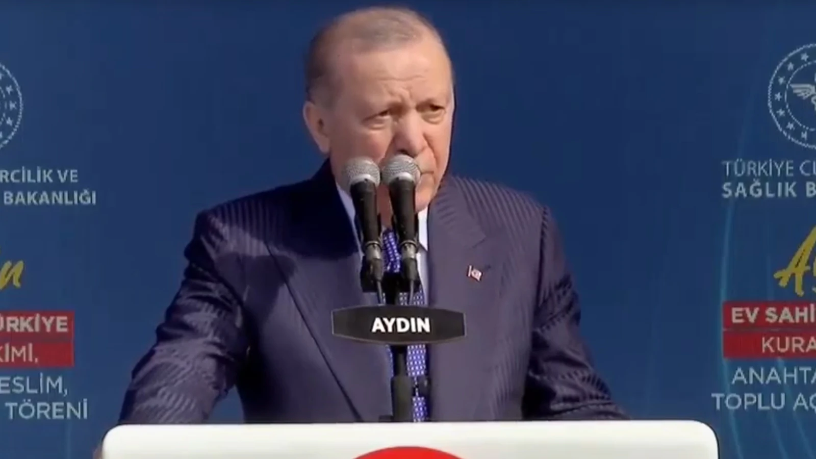 Cumhurbaşkanı Erdoğan: 3 yıldır neredeydin Özgür efendi?