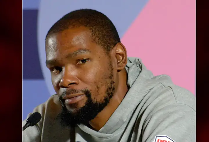 Nowitzki'nin rekorunu kıran Kevin Durant, NBA tarihine geçti