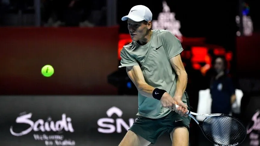 Suudi Arabistan'da "Six Kings Slam" tenis turnuvası aralık ayına ertelendi