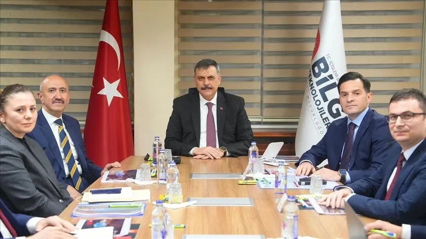 İçişleri Bakanı Çiftçi, Bilgi Teknolojileri Genel Müdürlüğünü ziyaret etti