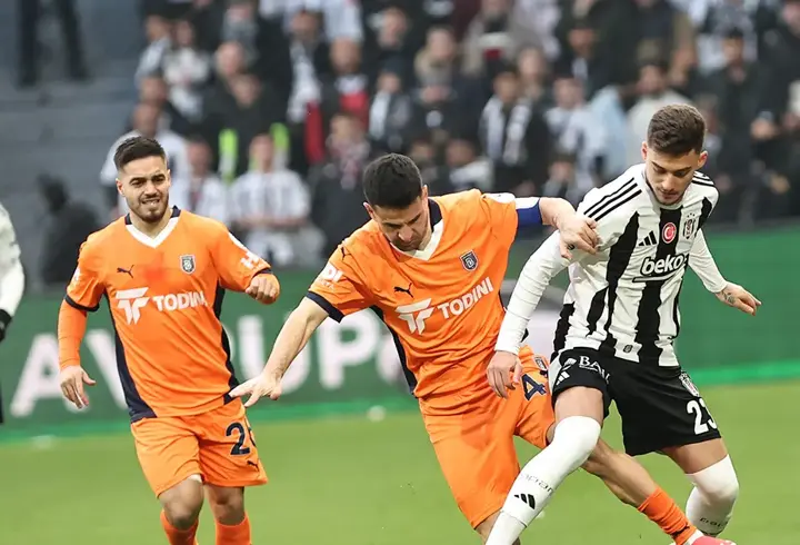 Beşiktaş 0-2 Başakşehir Maç Özeti | Yusuf Sarı yıldızlaştı, Başakşehir kazandı
