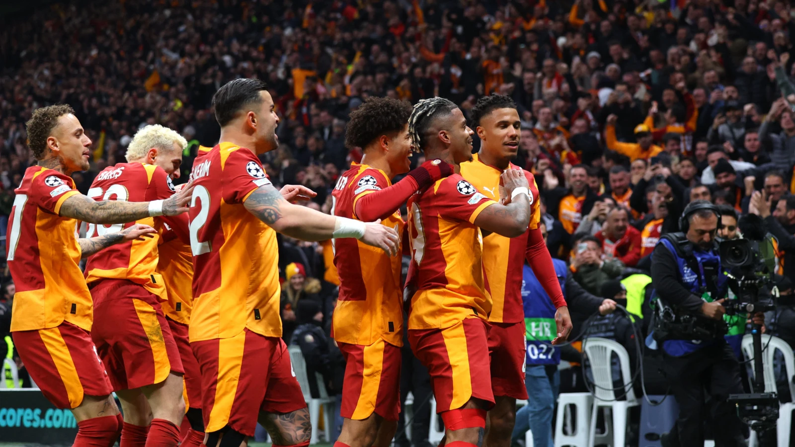 İbrahim Hacıosmanoğlu, Galatasaray - Liverpool maçını tribünden izledi