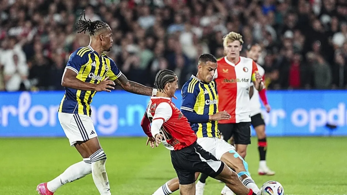 Usta yazar Fenerbahçe maçını yorumladı: Kadıköy'de turu geçeriz!