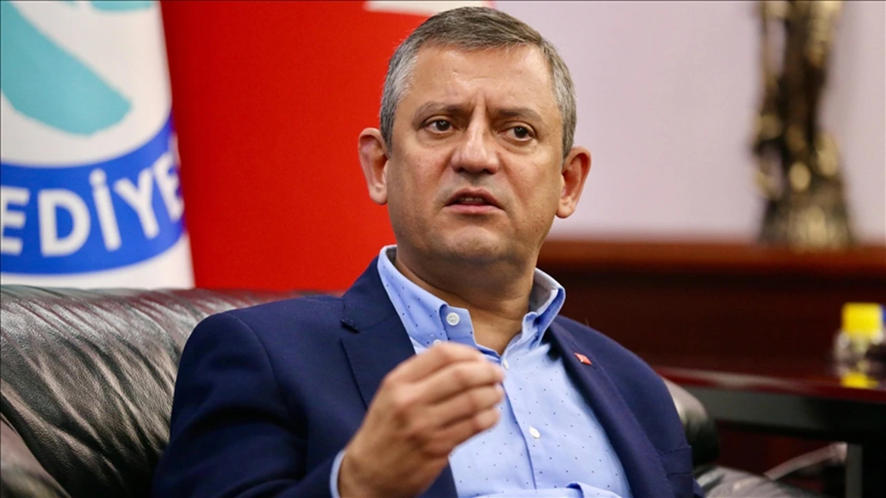 Özgür Özel’den Gürsel Tekin’e sert yanıt: Bu kararı tanımıyoruz